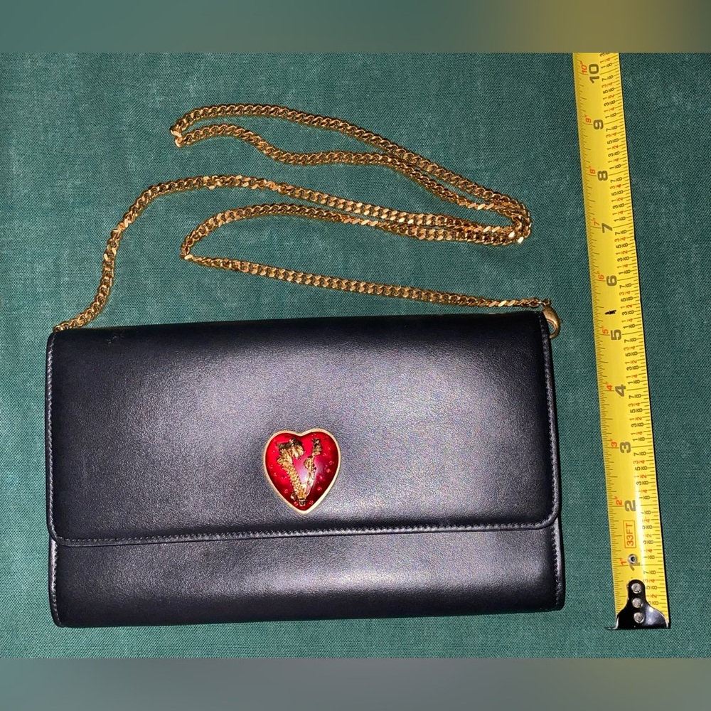 Authentic Vintage Versace Black Leather Handbag Red Heart Logo Gold Chain HTF - Picture 5 of 12